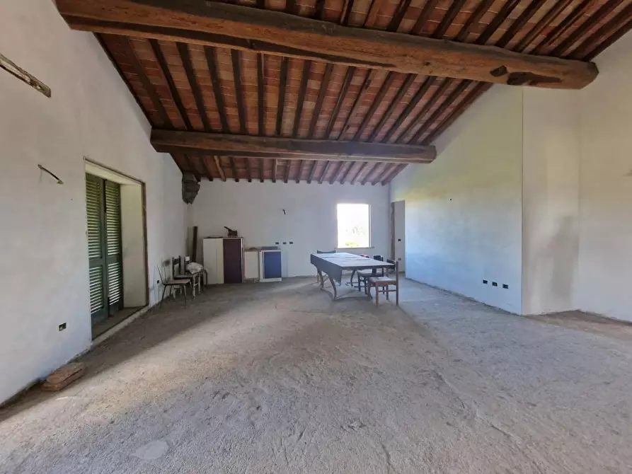 Immagine 15 di Casa semindipendente in vendita  a Crespina Lorenzana