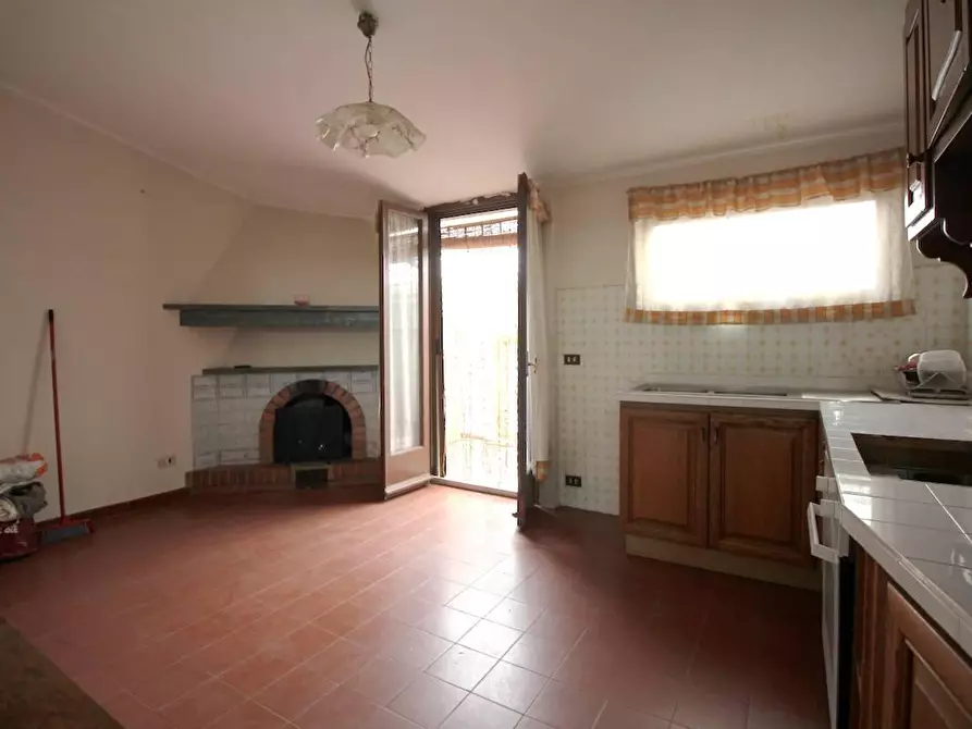 Immagine 21 di Terratetto in vendita  a Cascina