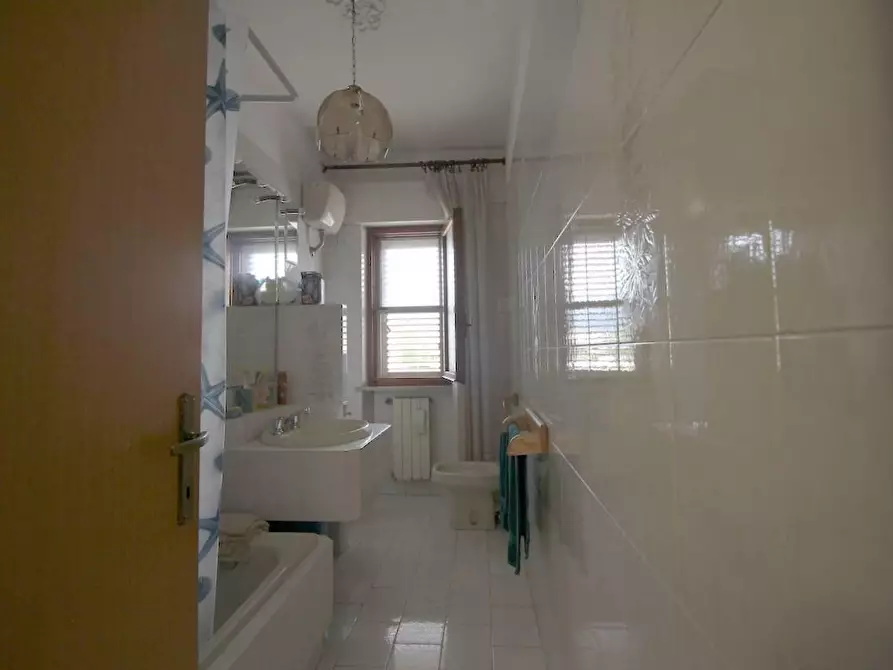 Immagine 12 di Terratetto in vendita  a Cascina