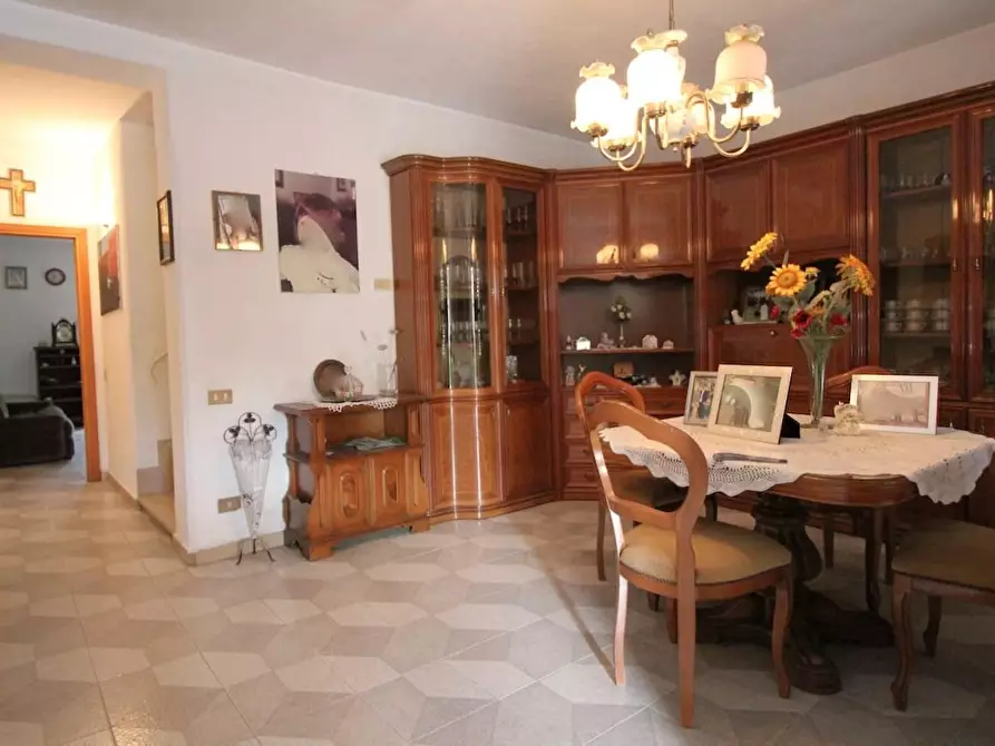 Immagine 2 di Terratetto in vendita  a Cascina