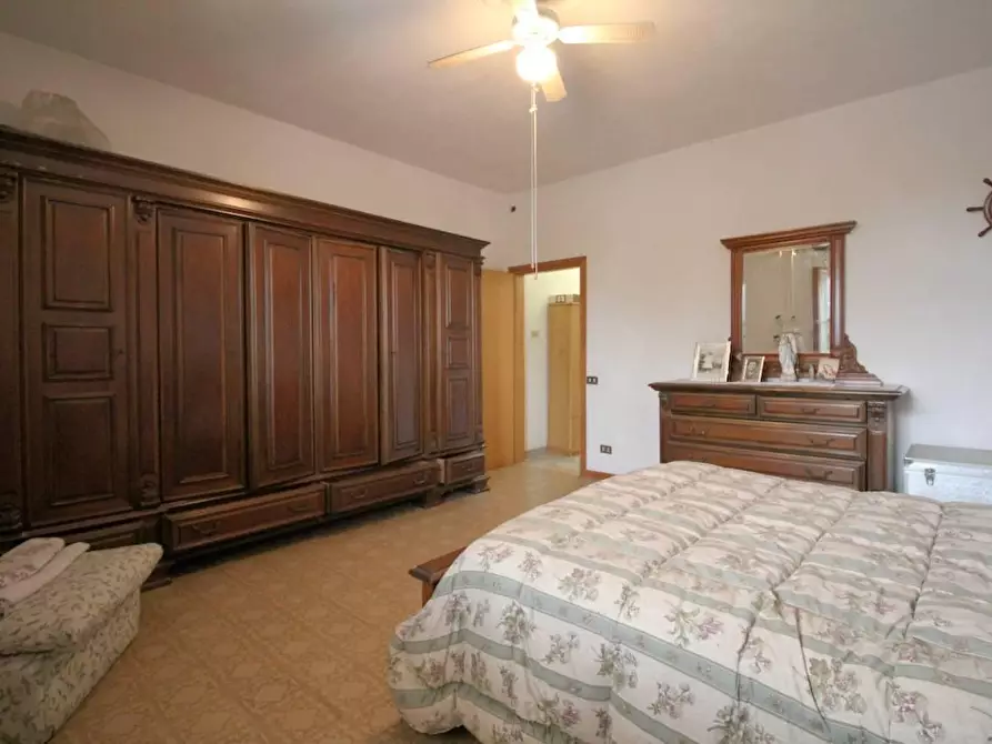 Immagine 15 di Terratetto in vendita  a Cascina