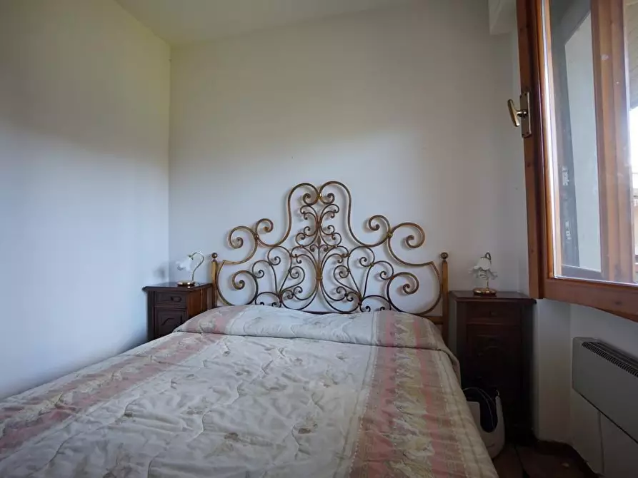 Immagine 13 di Appartamento in vendita  a Massa