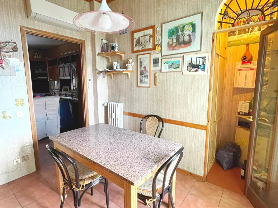 Immagine 1 di Appartamento in vendita  a Cascina