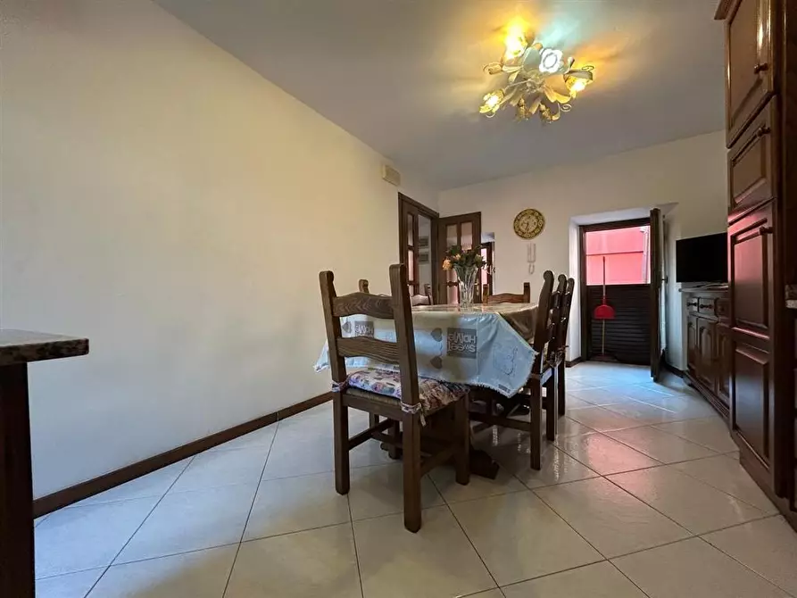 Immagine 20 di Appartamento in vendita  a Carrara