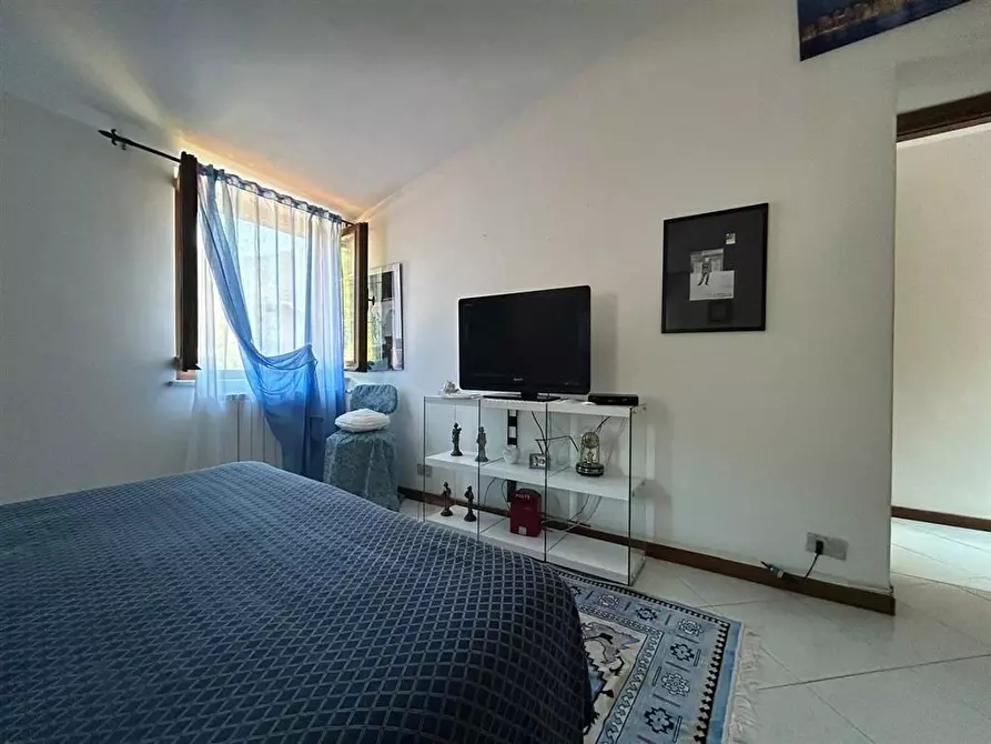 Immagine 9 di Appartamento in vendita  a Carrara