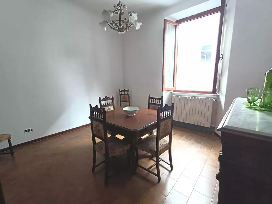 Immagine 6 di Appartamento in vendita  a Carrara