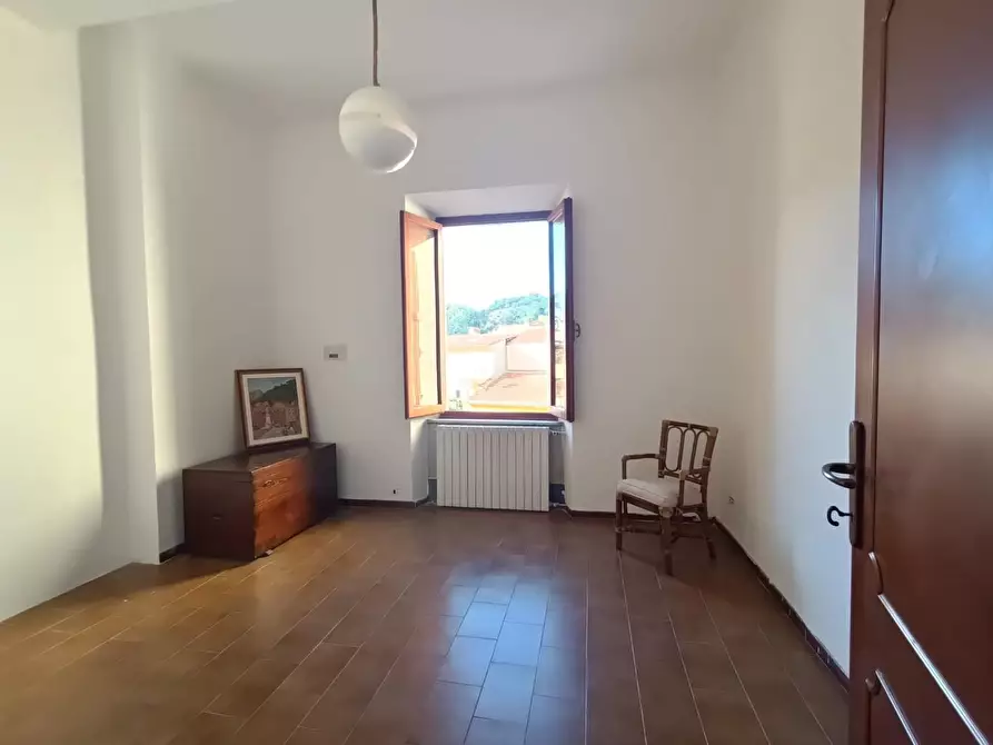 Immagine 20 di Appartamento in vendita  a Carrara