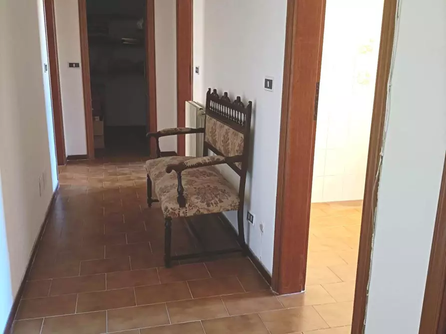 Immagine 9 di Appartamento in vendita  a Carrara