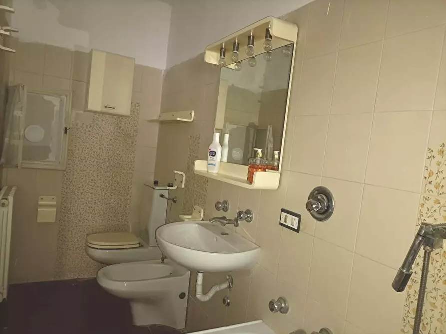 Immagine 25 di Appartamento in vendita  a Carrara