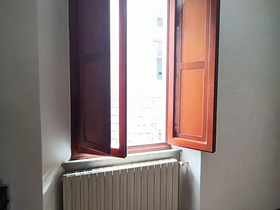 Immagine 17 di Appartamento in vendita  a Carrara