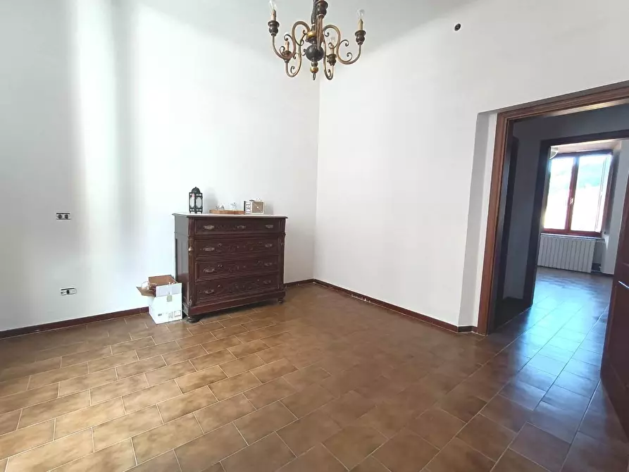 Immagine 19 di Appartamento in vendita  a Carrara