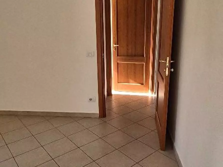 Immagine 12 di Appartamento in vendita  a Calci