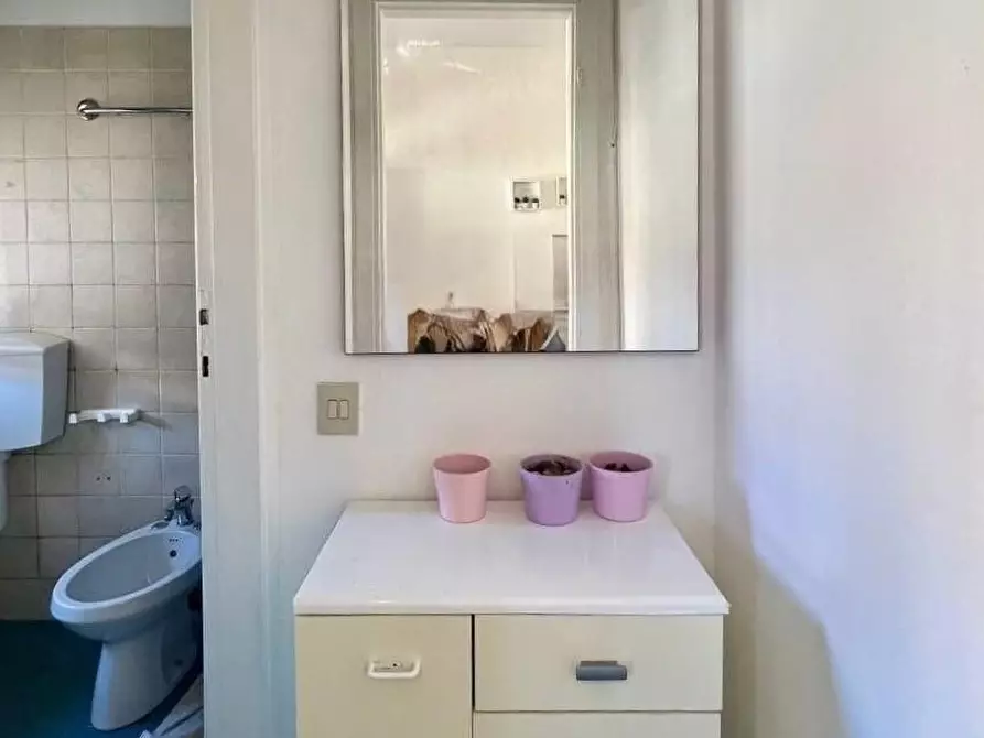 Immagine 6 di Villetta a schiera in vendita  a Viareggio