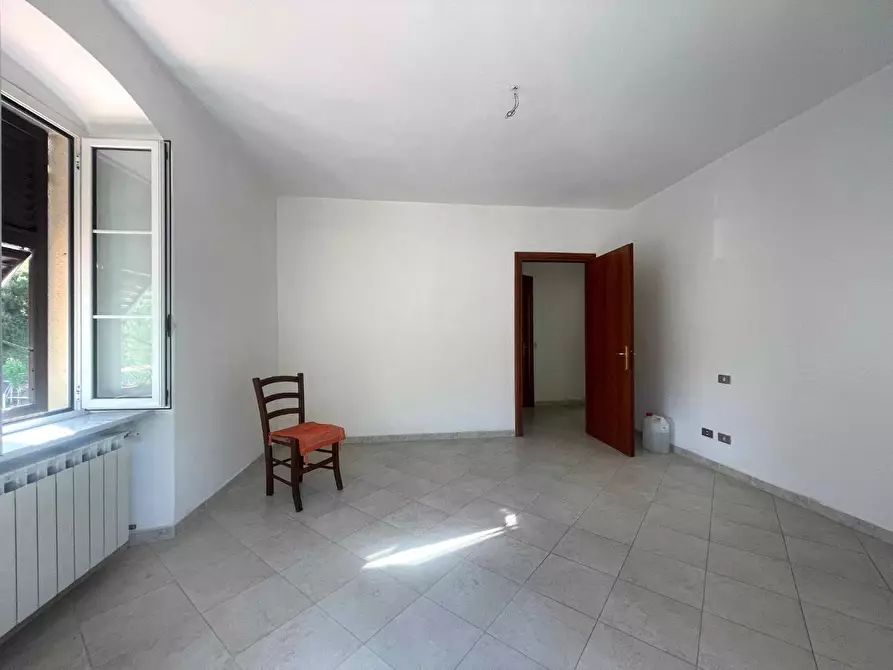 Immagine 17 di Appartamento in vendita  a Borghetto Di Vara