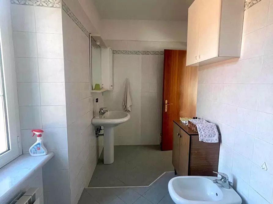 Immagine 24 di Appartamento in vendita  a Borghetto Di Vara