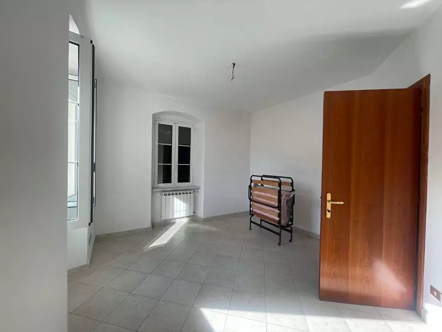 Immagine 21 di Appartamento in vendita  a Borghetto Di Vara