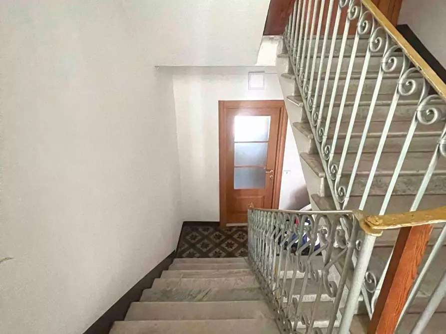 Immagine 6 di Appartamento in vendita  a Borghetto Di Vara