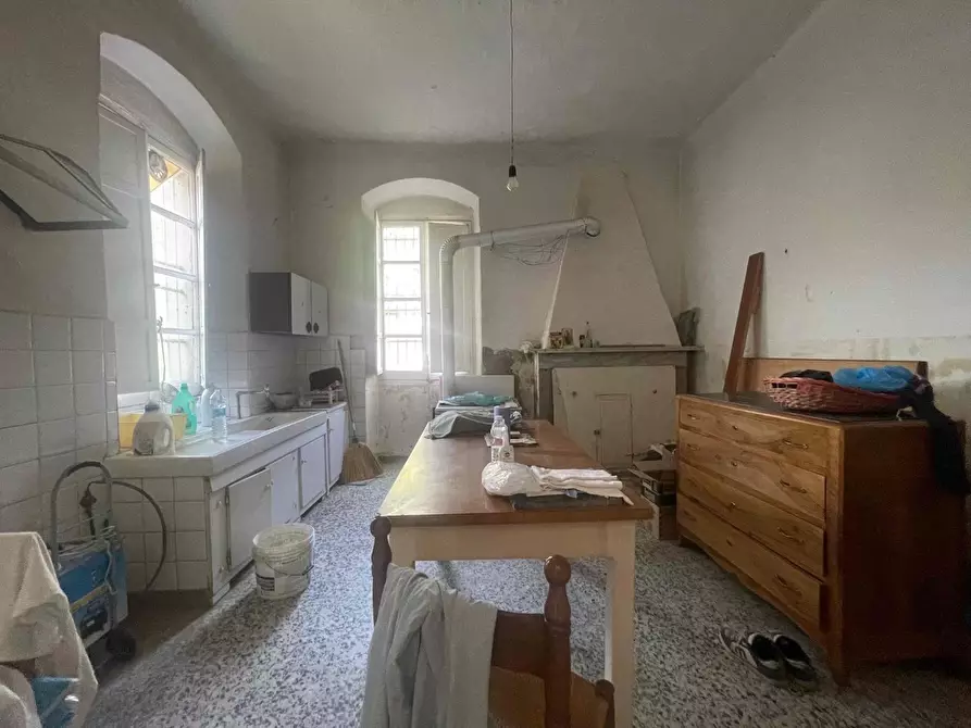 Immagine 27 di Appartamento in vendita  a Borghetto Di Vara