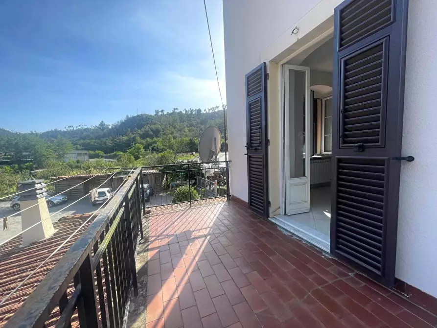 Immagine 19 di Appartamento in vendita  a Borghetto Di Vara