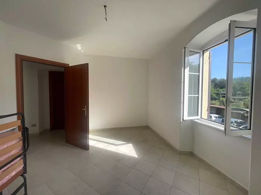 Immagine 22 di Appartamento in vendita  a Borghetto Di Vara