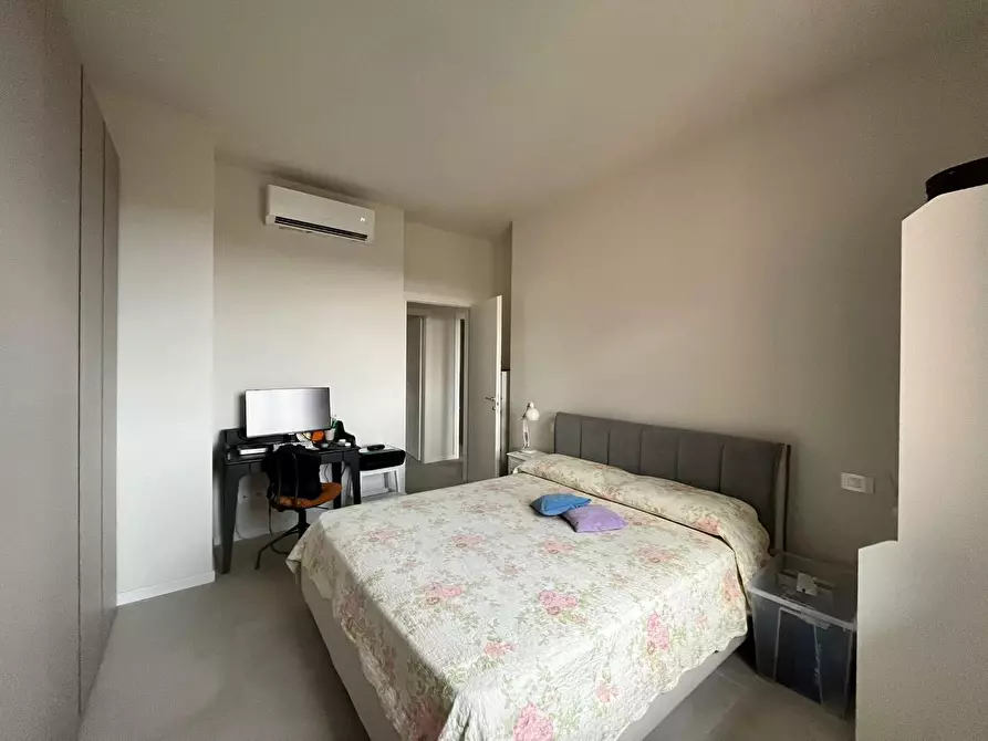 Immagine 11 di Appartamento in vendita  a Siena