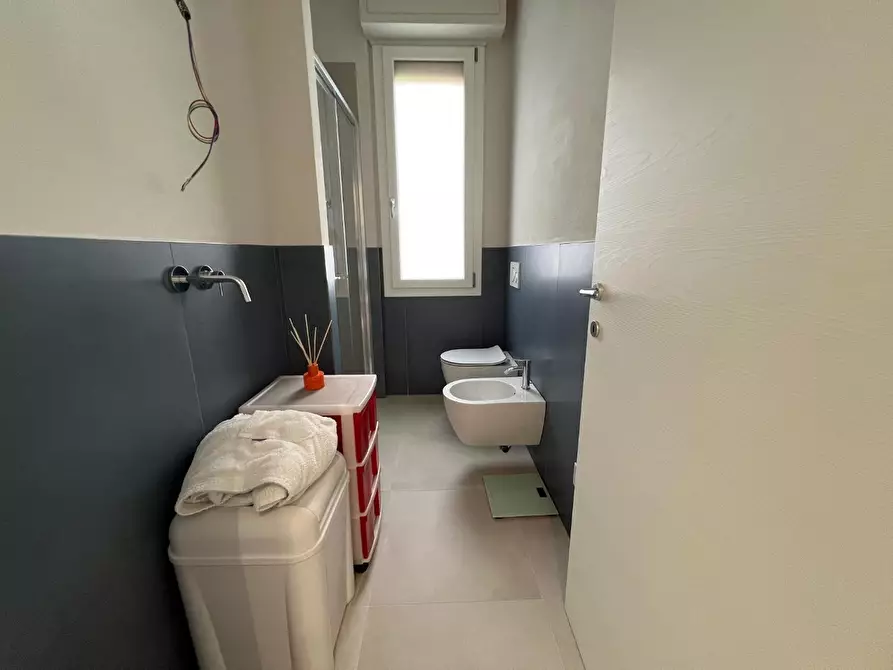 Immagine 23 di Appartamento in vendita  a Siena