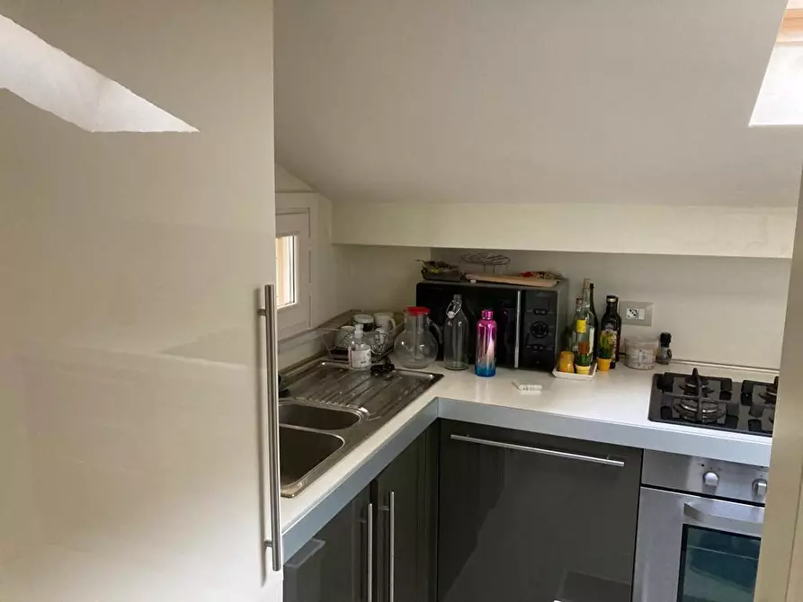 Immagine 6 di Appartamento in vendita  a Pisa