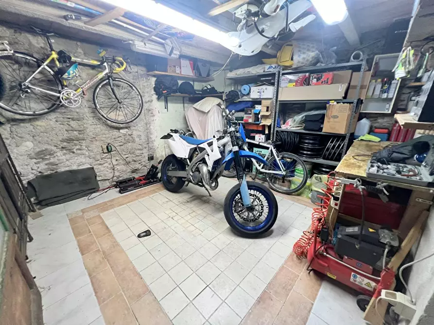 Immagine 17 di Appartamento in vendita  a Stazzema