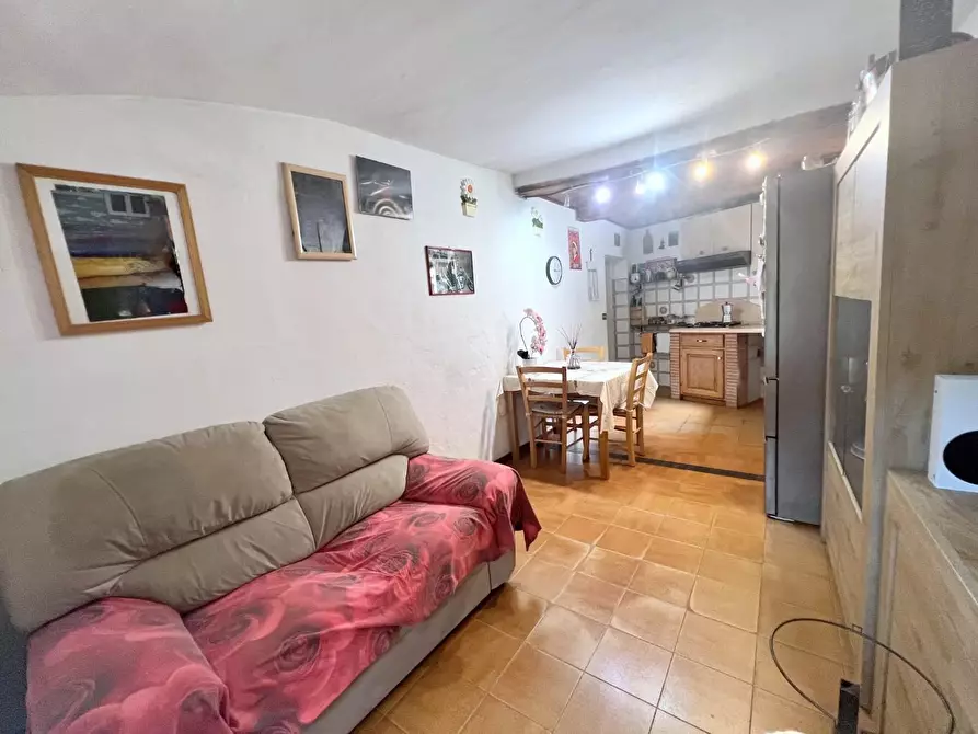 Immagine 4 di Appartamento in vendita  a Stazzema