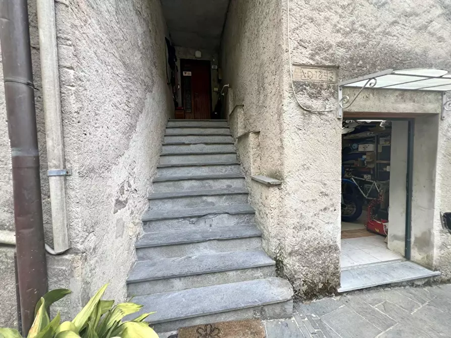 Immagine 2 di Appartamento in vendita  a Stazzema