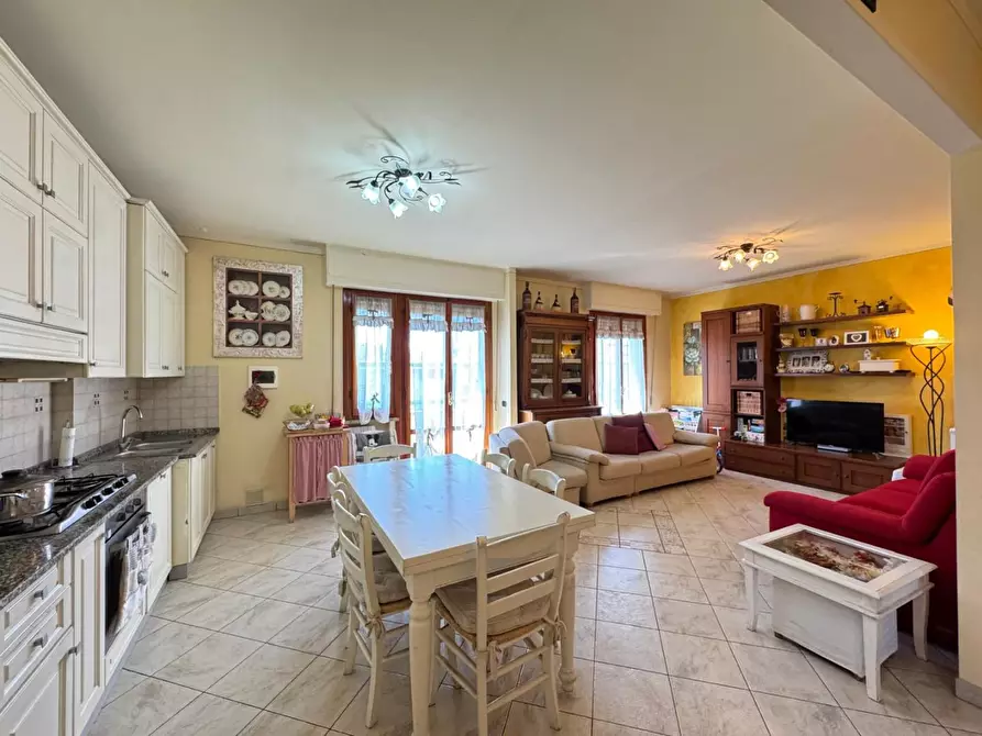 Immagine 24 di Appartamento in vendita  a Vinci