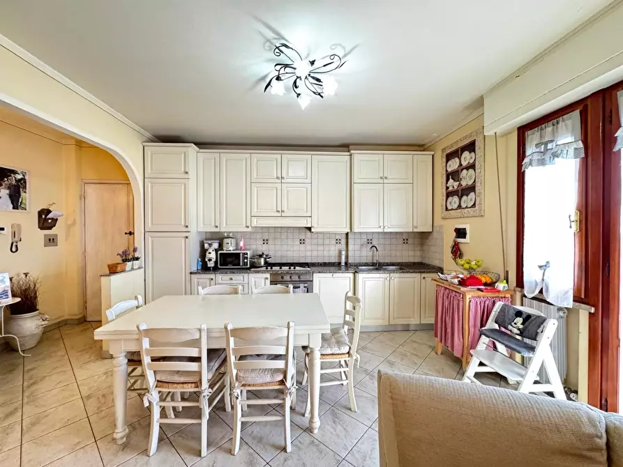 Immagine 23 di Appartamento in vendita  a Vinci