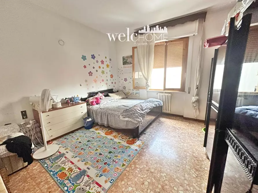 Immagine 18 di Appartamento in vendita  a Prato