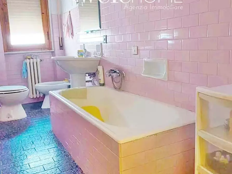 Immagine 24 di Appartamento in vendita  a Prato