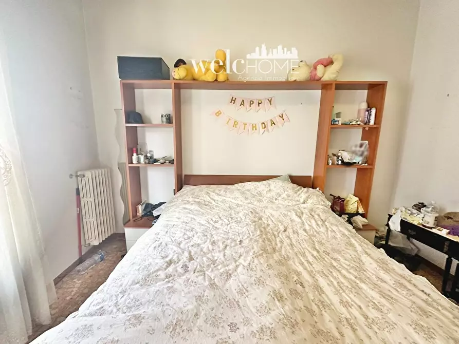 Immagine 11 di Appartamento in vendita  a Prato