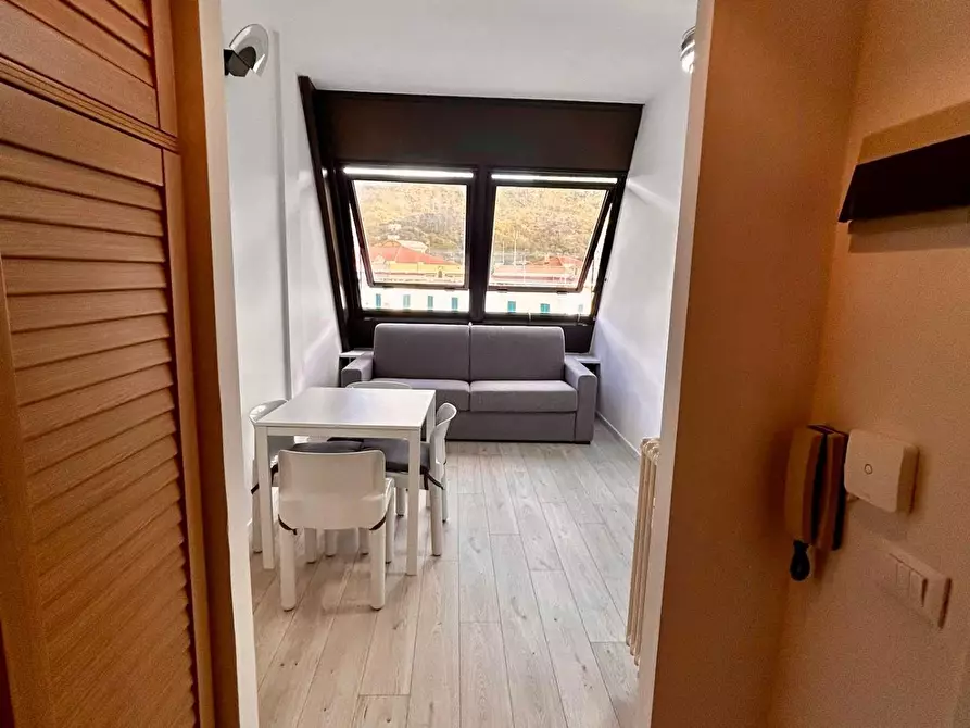 Immagine 17 di Mansarda in affitto  a Sestri Levante