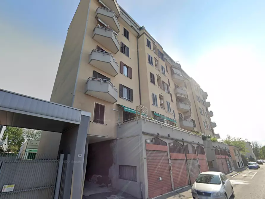 Immagine 3 di Appartamento in vendita  a Cologno Monzese