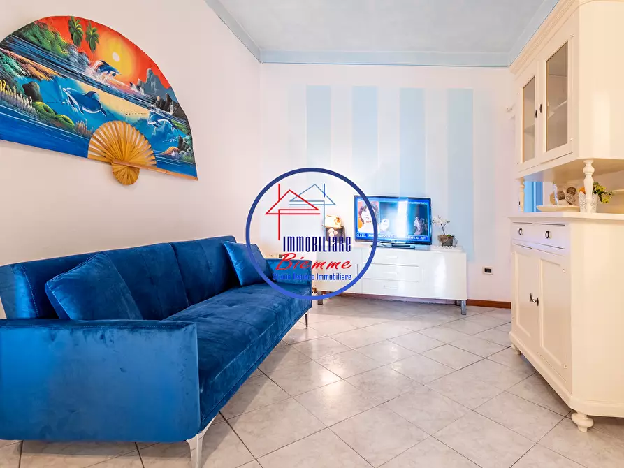 Immagine 4 di Appartamento in vendita  a Viareggio