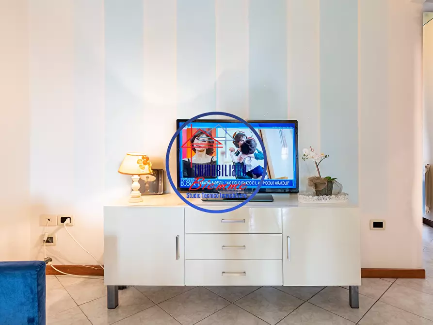 Immagine 5 di Appartamento in vendita  a Viareggio