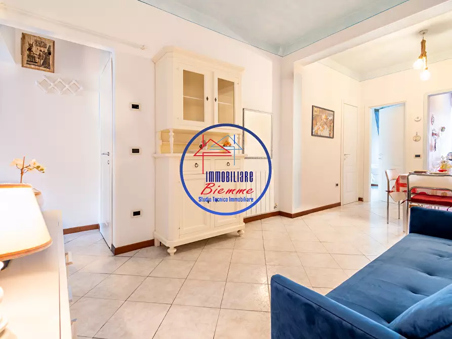 Immagine 3 di Appartamento in vendita  a Viareggio