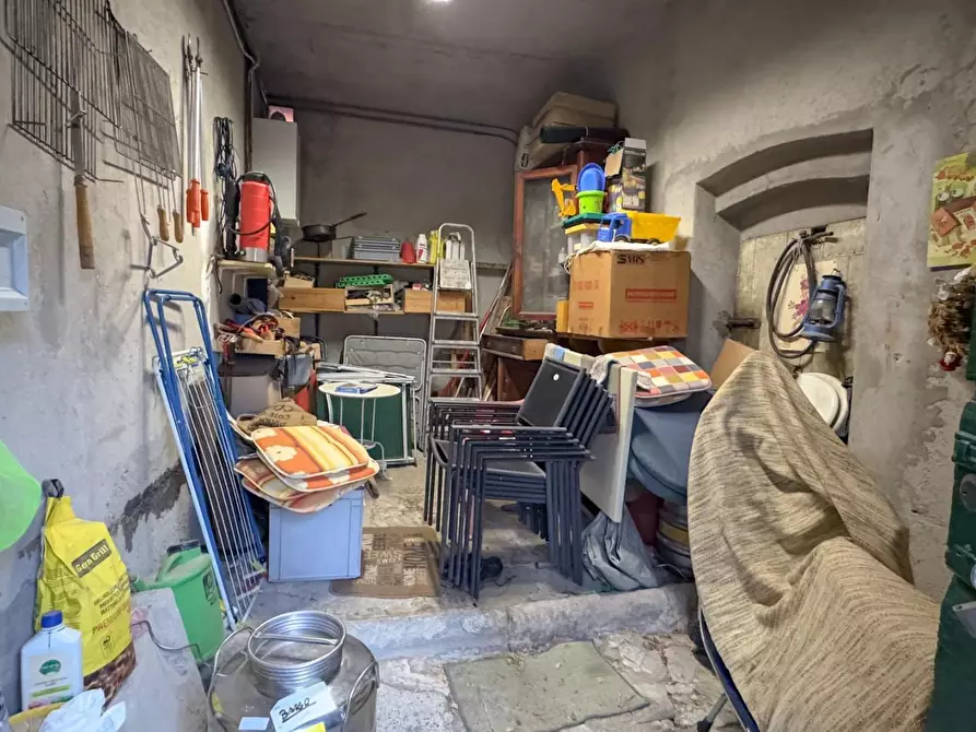 Immagine 37 di Casa colonica in vendita  a Vinci