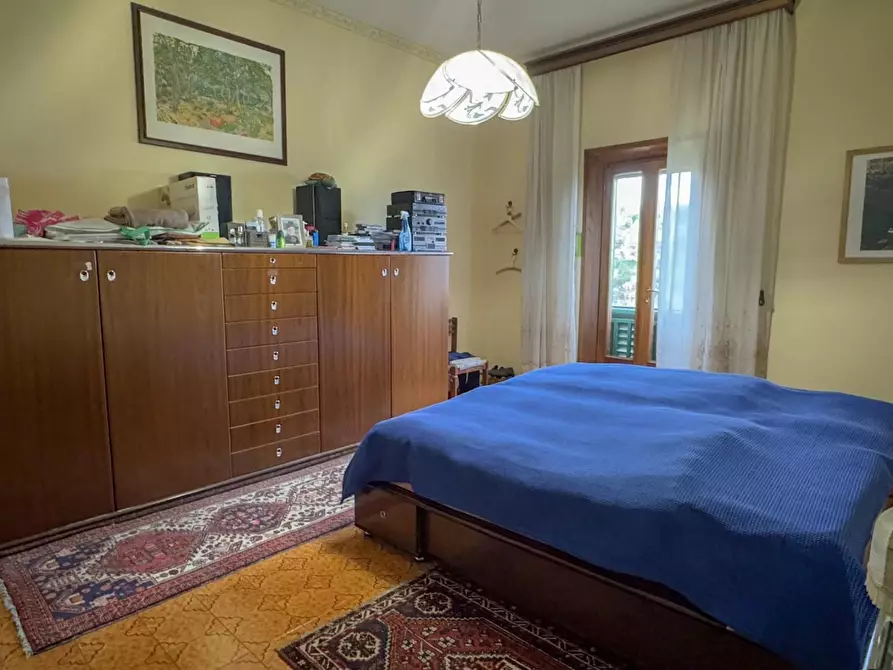 Immagine 30 di Casa colonica in vendita  a Vinci