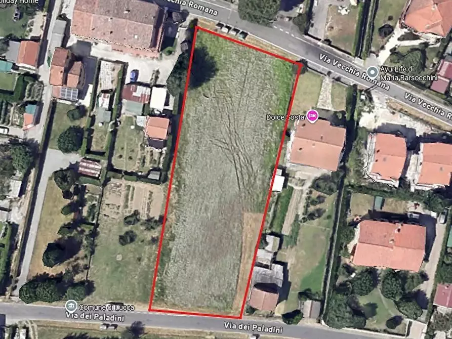 Immagine 10 di Terreno residenziale in vendita  a Lucca