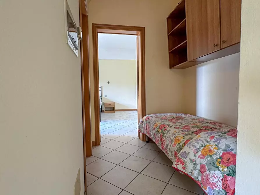 Immagine 50 di Casa colonica in vendita  a Lamporecchio