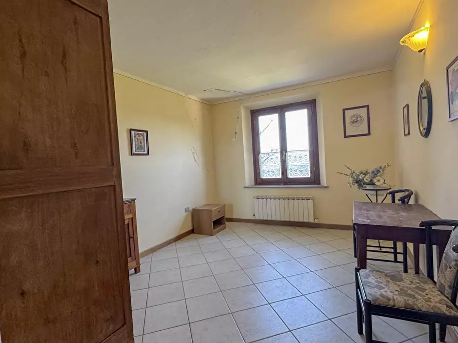 Immagine 33 di Casa colonica in vendita  a Lamporecchio