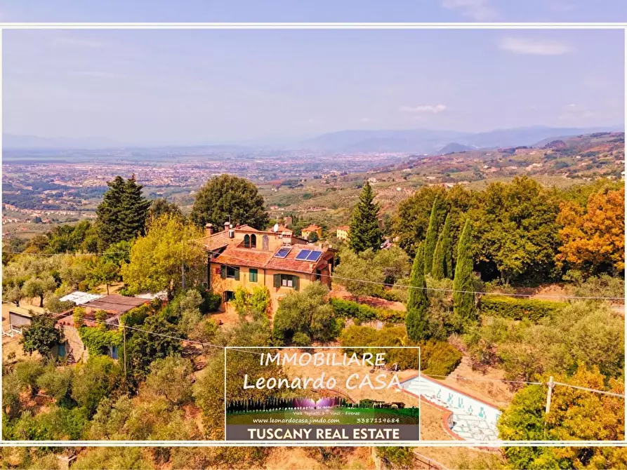 Immagine 1 di Casa colonica in vendita  a Lamporecchio