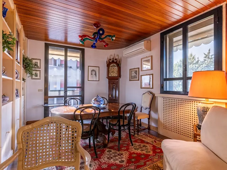 Immagine 9 di Casa quadrifamiliare in vendita  a Pontedera