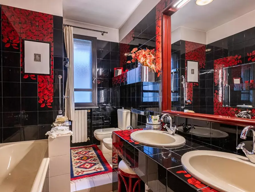 Immagine 26 di Casa quadrifamiliare in vendita  a Pontedera