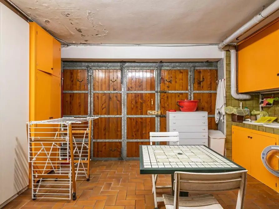 Immagine 45 di Casa quadrifamiliare in vendita  a Pontedera