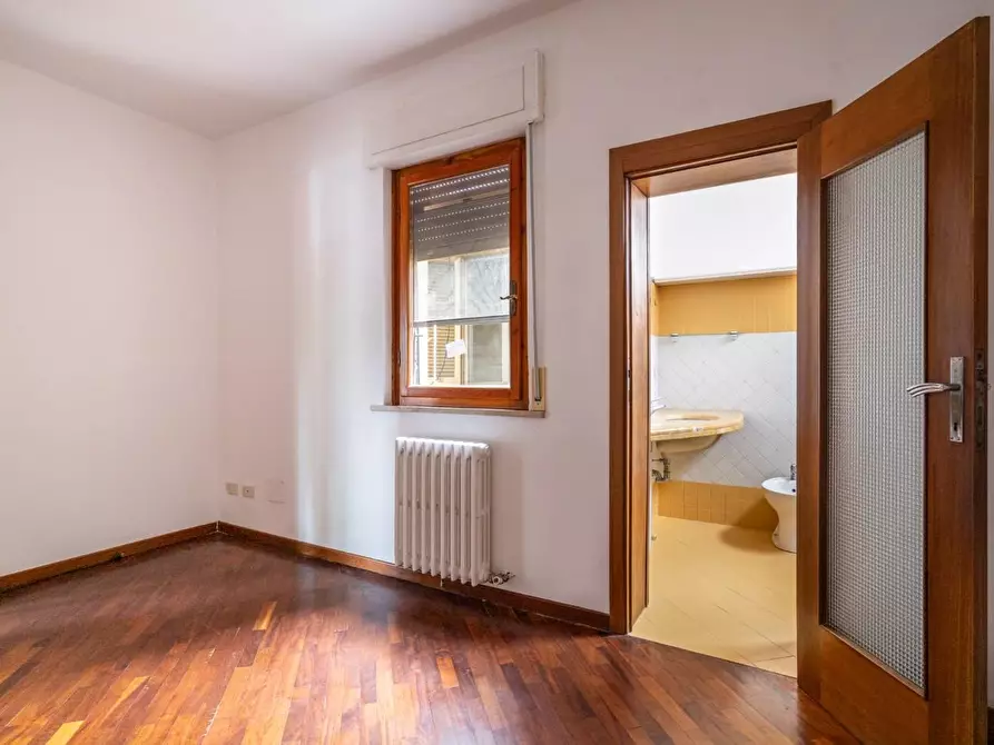 Immagine 15 di Appartamento in vendita  a Calcinaia